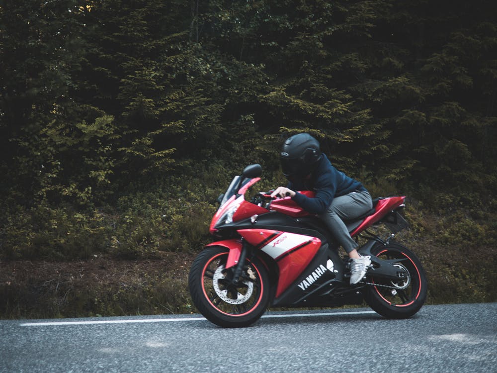 What You Need To Know Before Riding A Motorcycle Without A Helmet